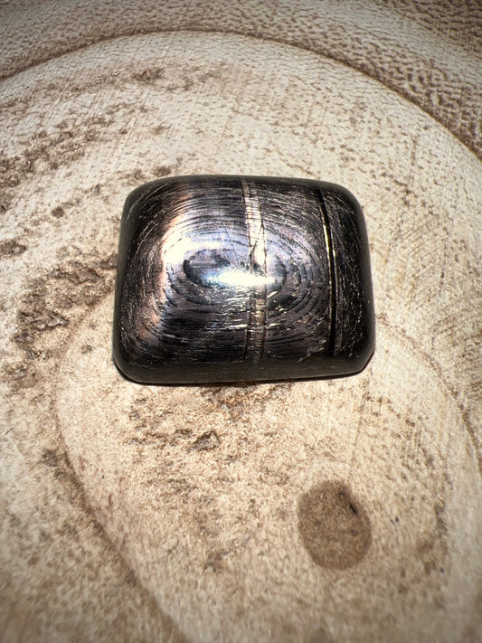 Cabujón de Hiperestena (unidad)