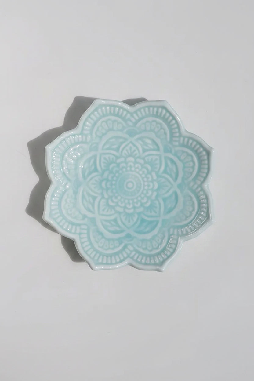 Bandeja de Cerámica Flor de Loto para Cristales y Joyas