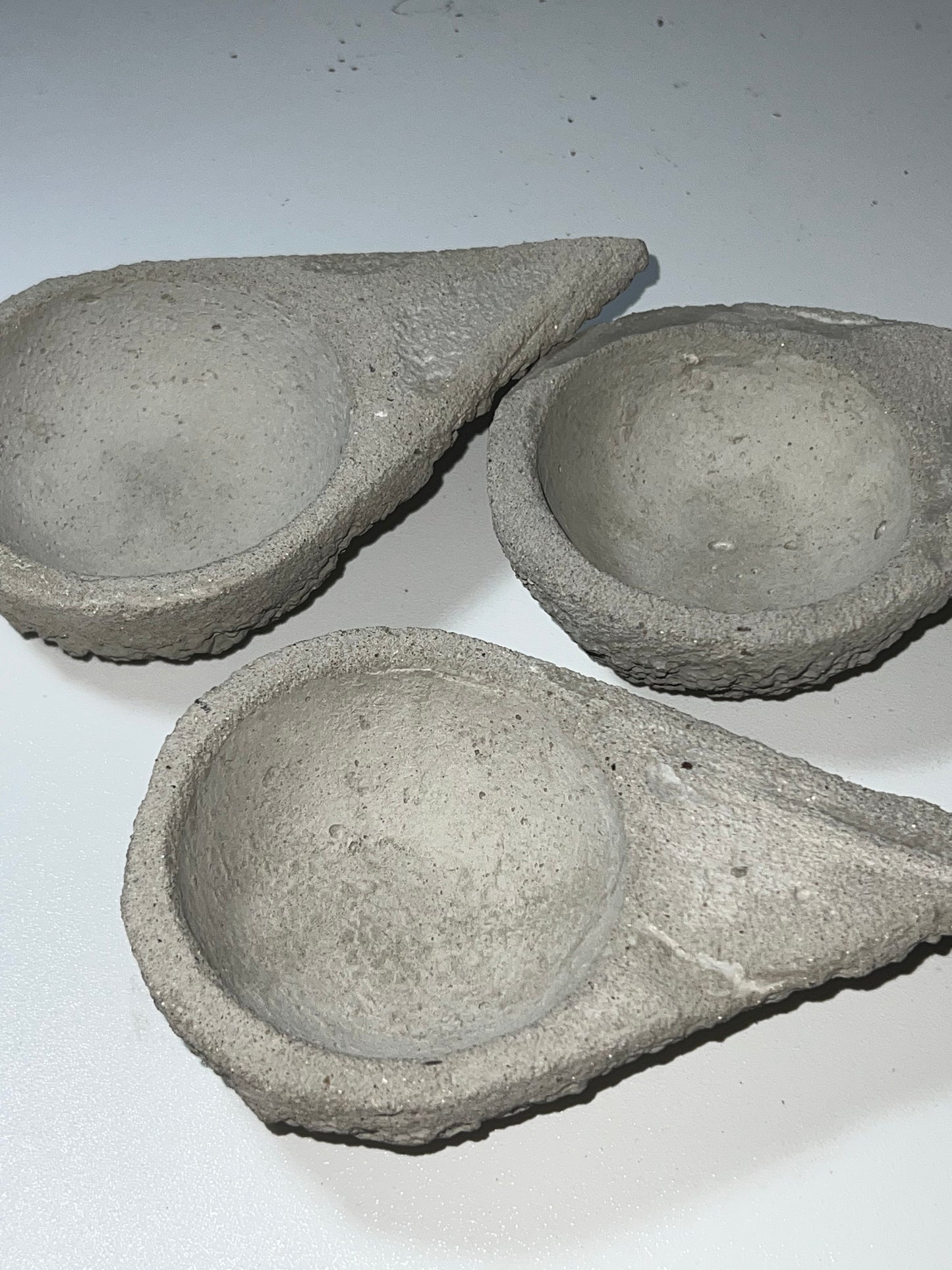 Quemador Artesanal de Cemento – Porta Sahumerios