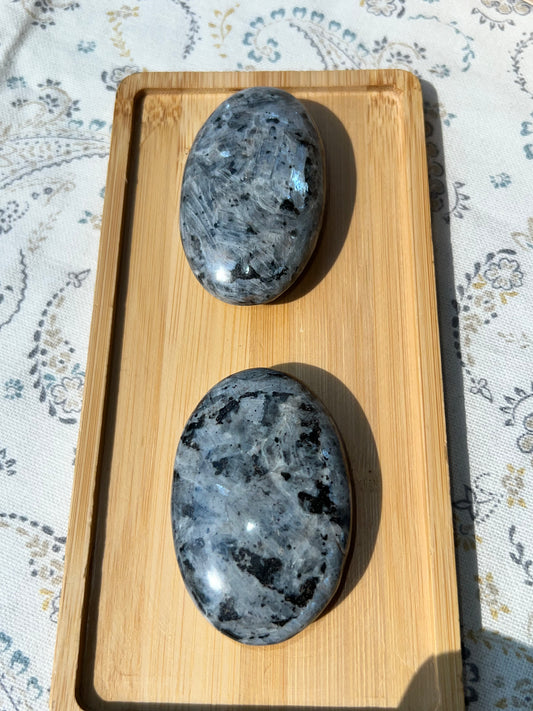 Jabón de Larvikita - Protección y Claridad Mental | Amatena (vídeo al final)