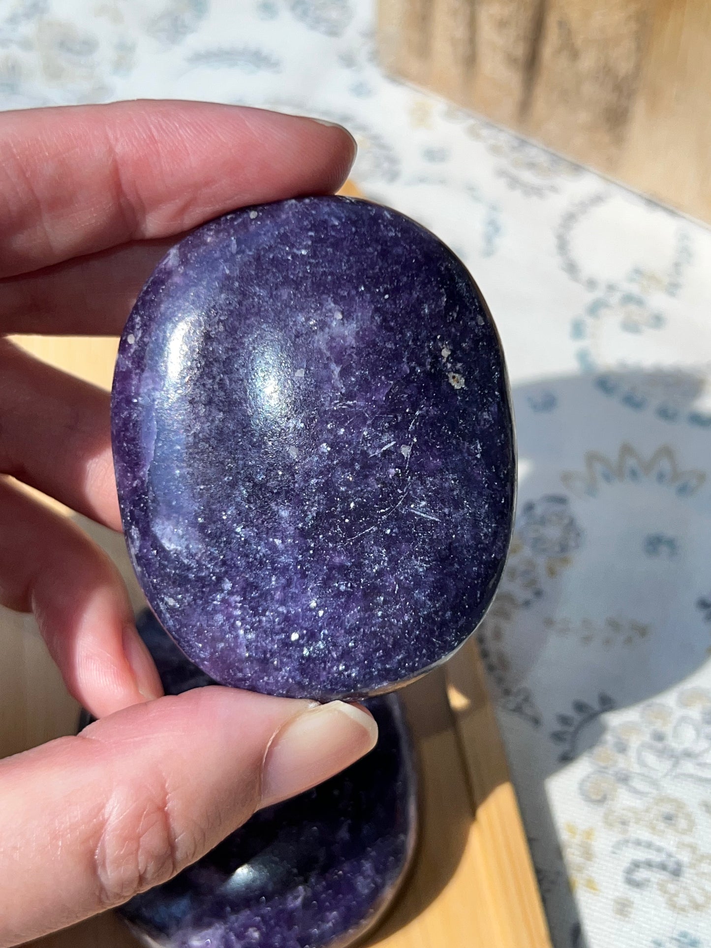 Jabón de Lepidolita - Calma y Equilibrio Emocional | Amatena (vídeo al final)