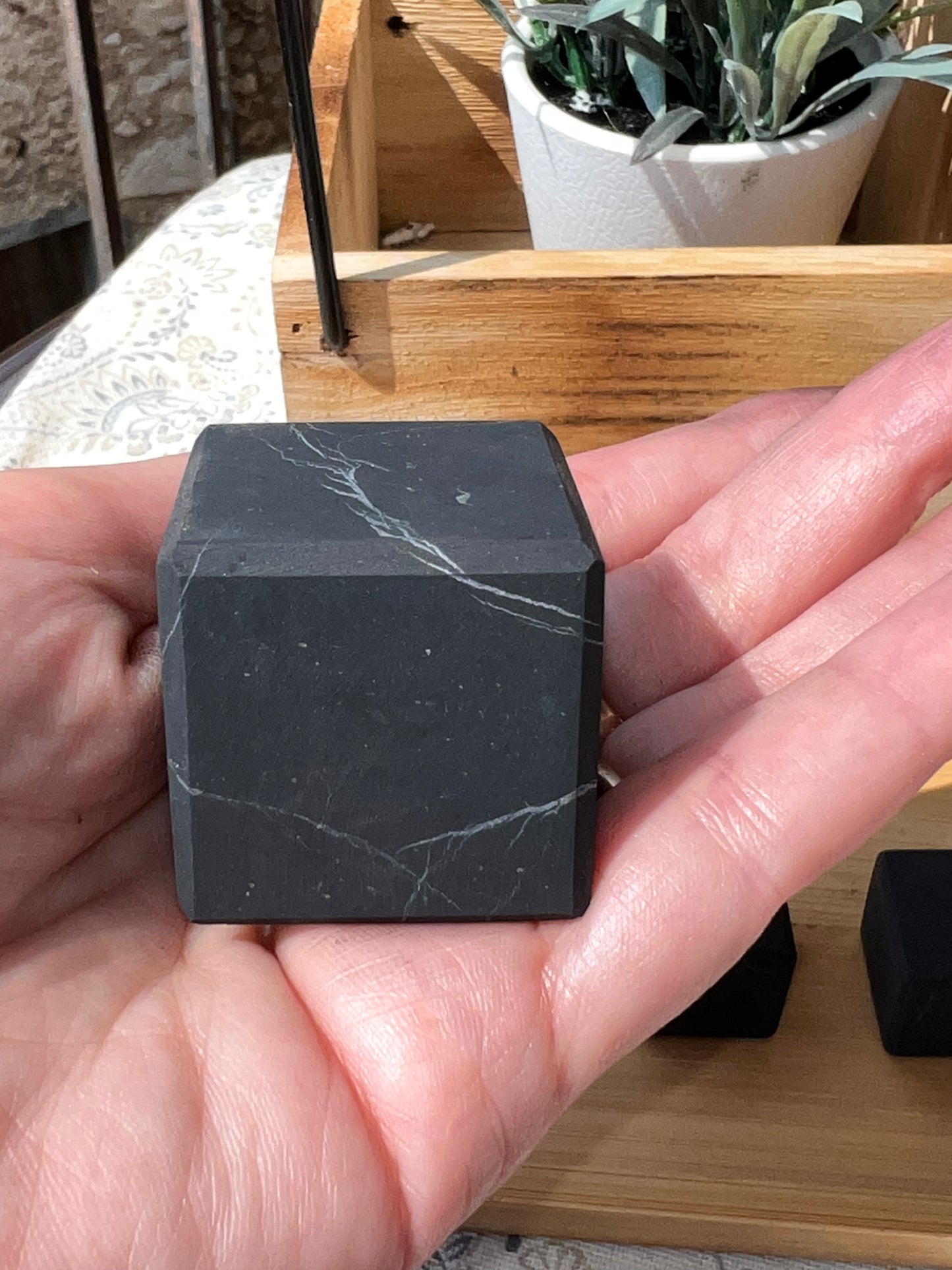 Cubo de Shungit - Protección - Varios Tamaños | Amatena (vídeo al final)